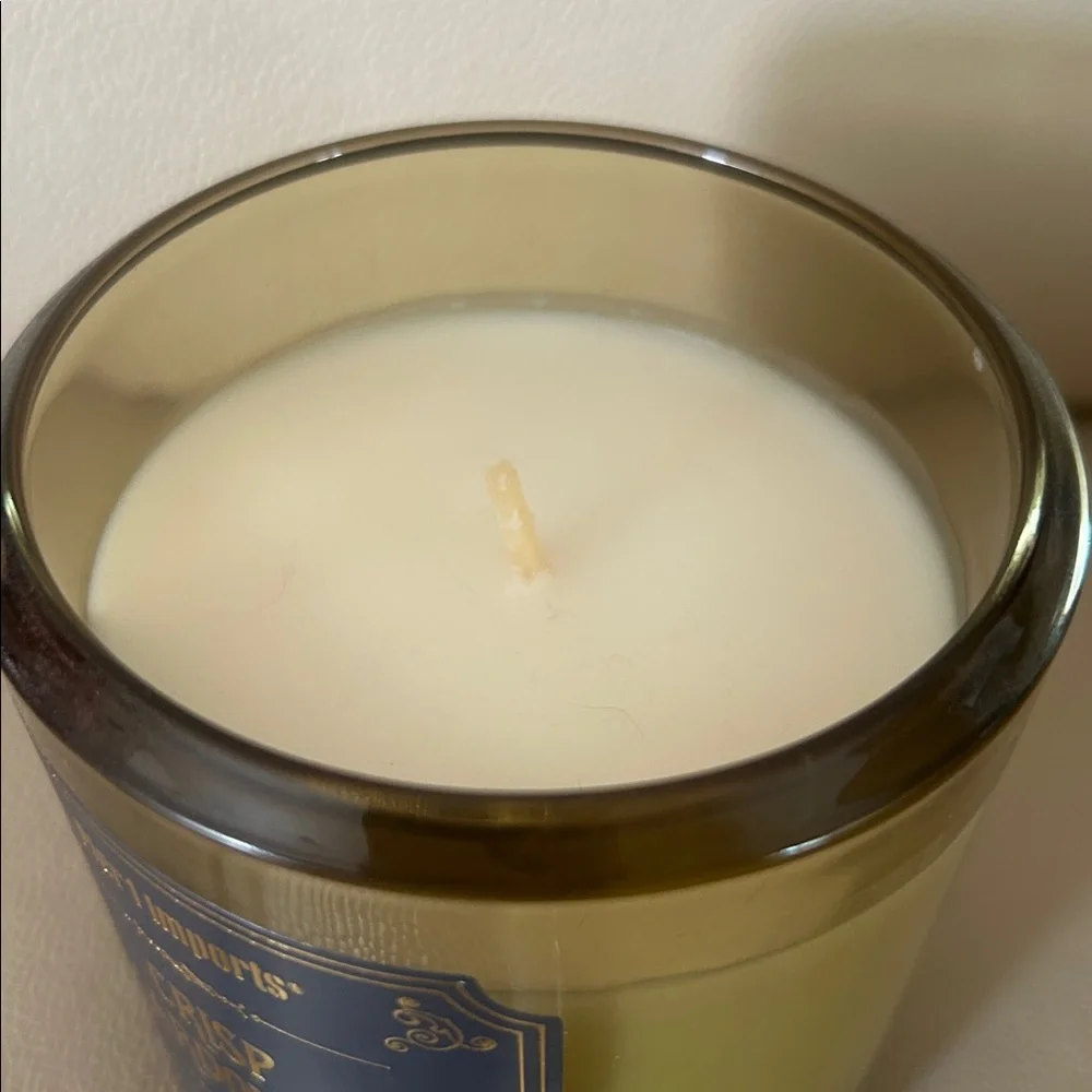 New Pier 1 Imports Crisp Chardonnay candle